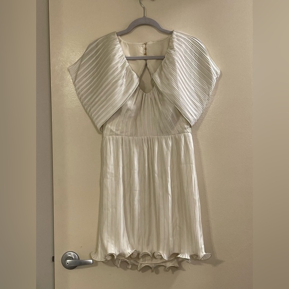 LOVERS + FRIENDS Ella Mini Dress in Ivory - Picture 5 of 10